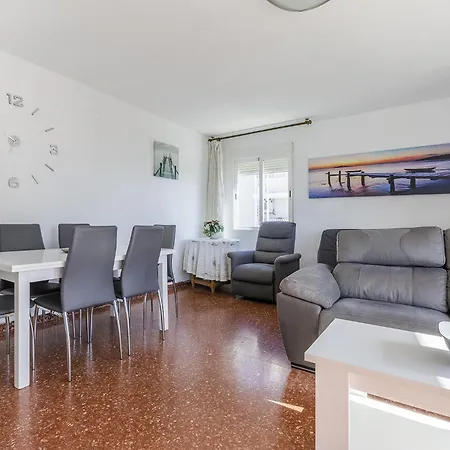 A&n Beachfront Terrace Living Apartmán